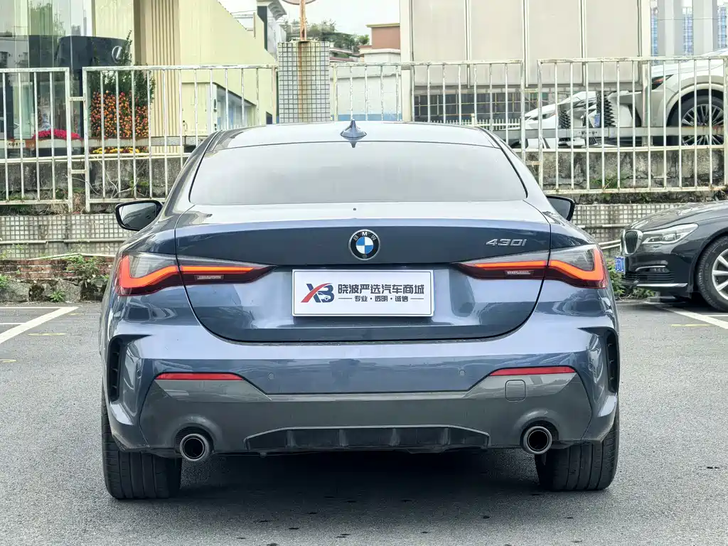 BMW 4 SERIES