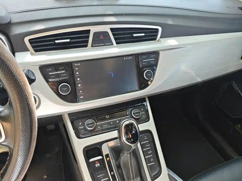 Geely Boyue — миниатюра 9