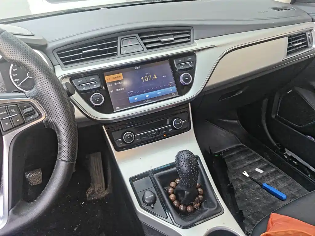 Geely Emgrand GL — миниатюра 13