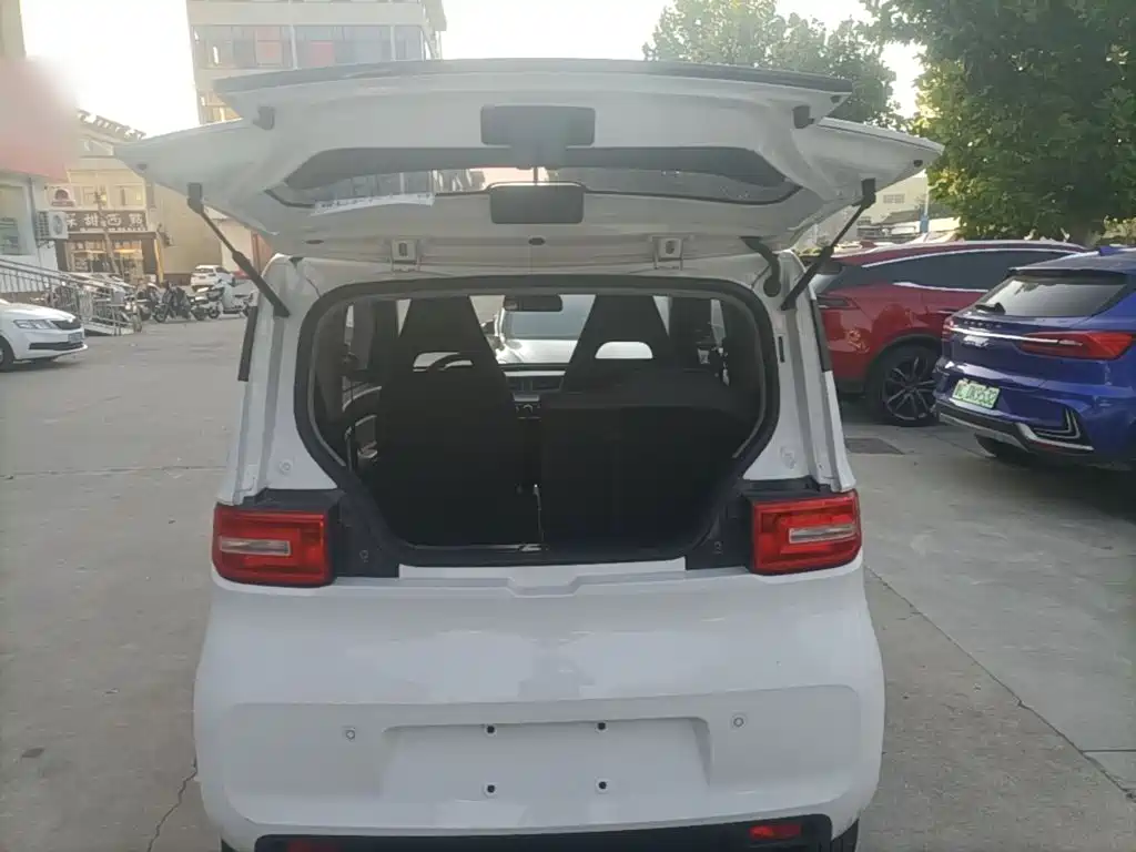 Wuling MINIEV — миниатюра 19