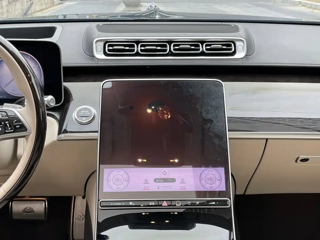 Mercedes-Benz S-Class — миниатюра 18