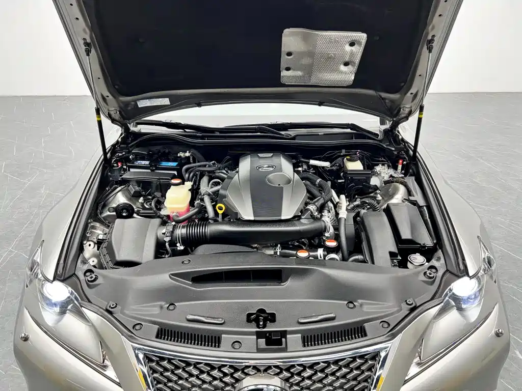 Lexus IS — миниатюра 25
