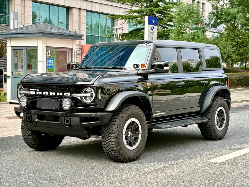 Ford Bronco