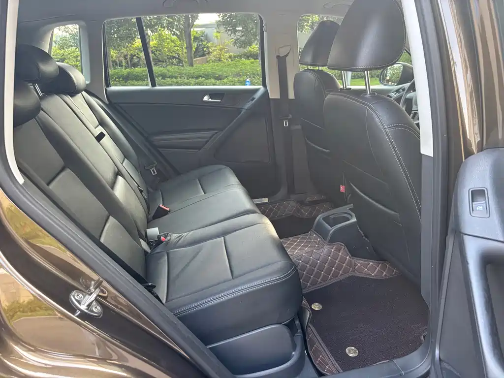 Volkswagen Tiguan — миниатюра 17