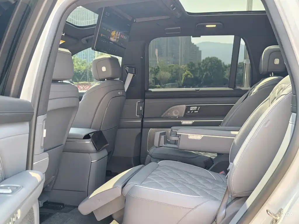 NIO ES8 2026 мест Executive Luxury