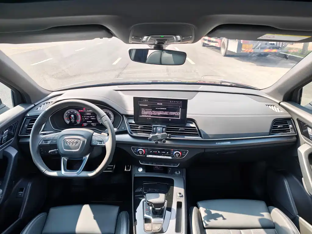 Audi Q5L — миниатюра 7