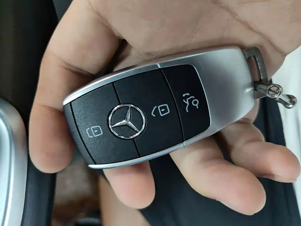 Mercedes-Benz C-Class (Import) — миниатюра 9