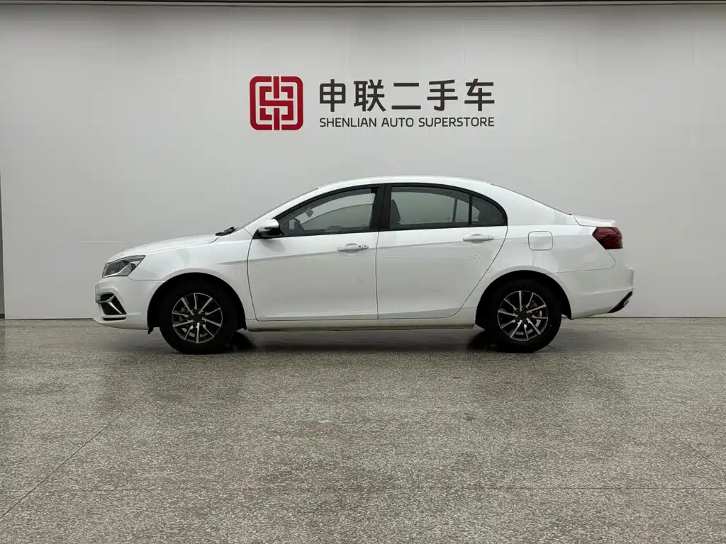 Geely Emgrand — миниатюра 4