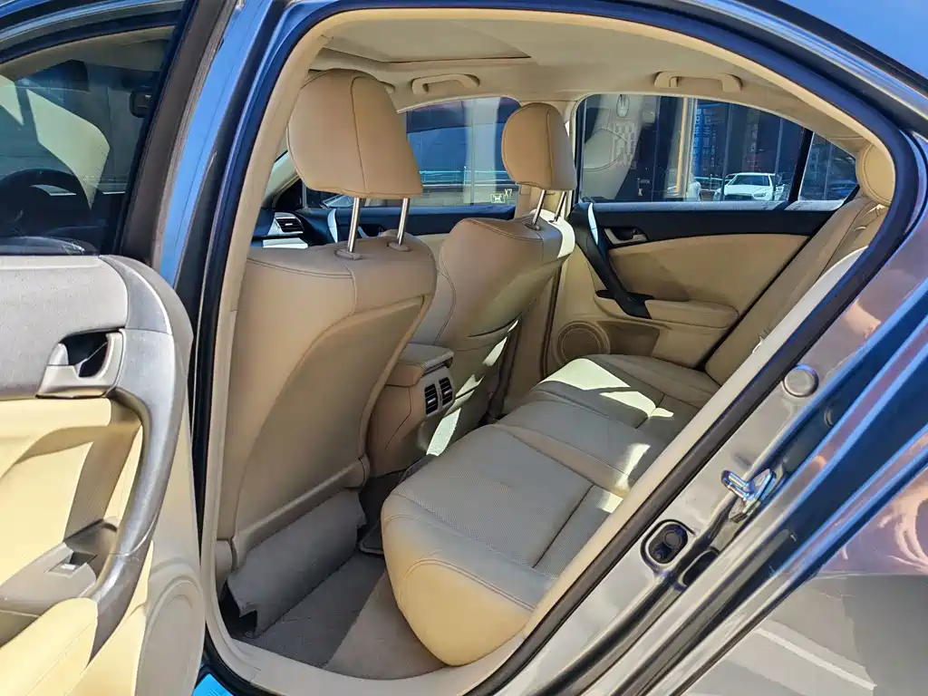 Honda Spirior — миниатюра 9