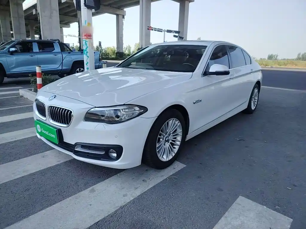 BMW 5 Series — миниатюра 2