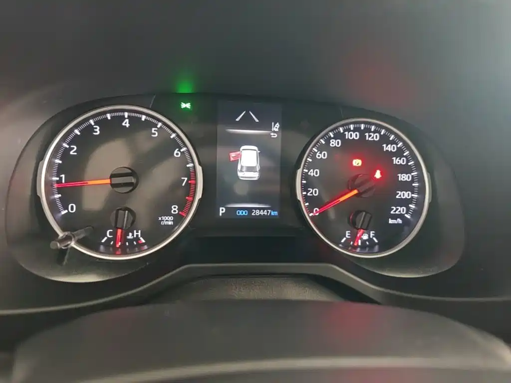 Toyota RAV4 — миниатюра 12