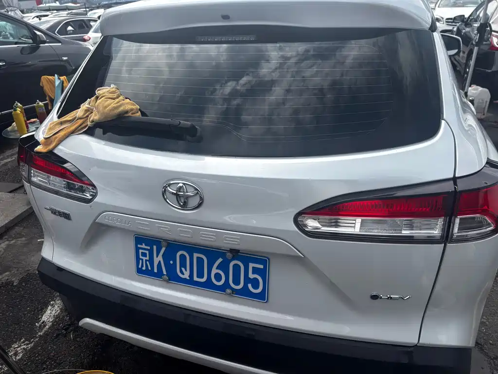 Toyota Corolla Cross — миниатюра 15