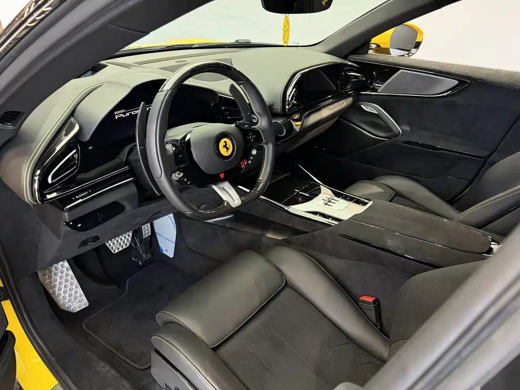 Ferrari Purosangue 2023 6.5L V12