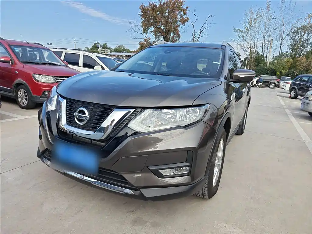 NISSAN QIJUN