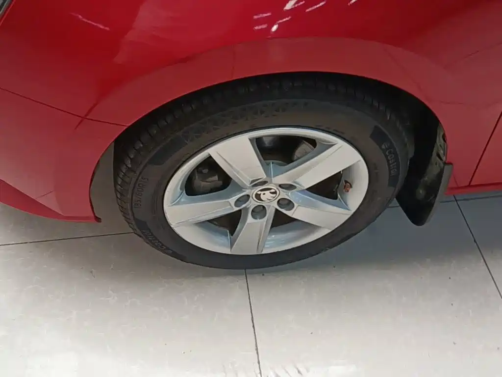 Skoda Fabia — миниатюра 23