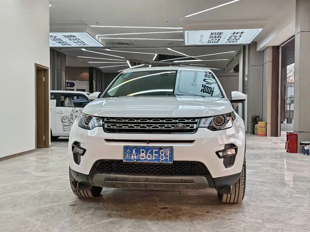 Land Rover Discovery Sport — миниатюра 2
