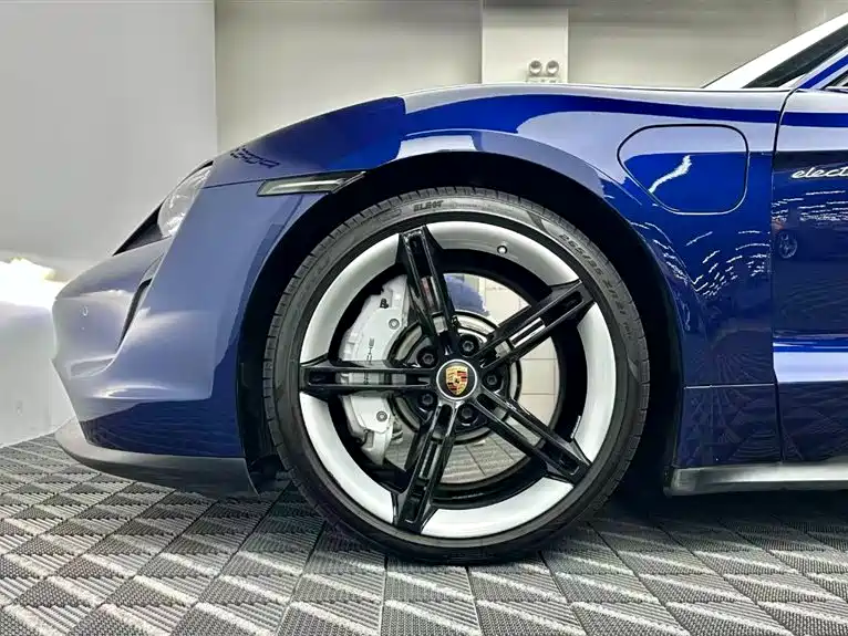 Porsche Taycan 2020 Taycan