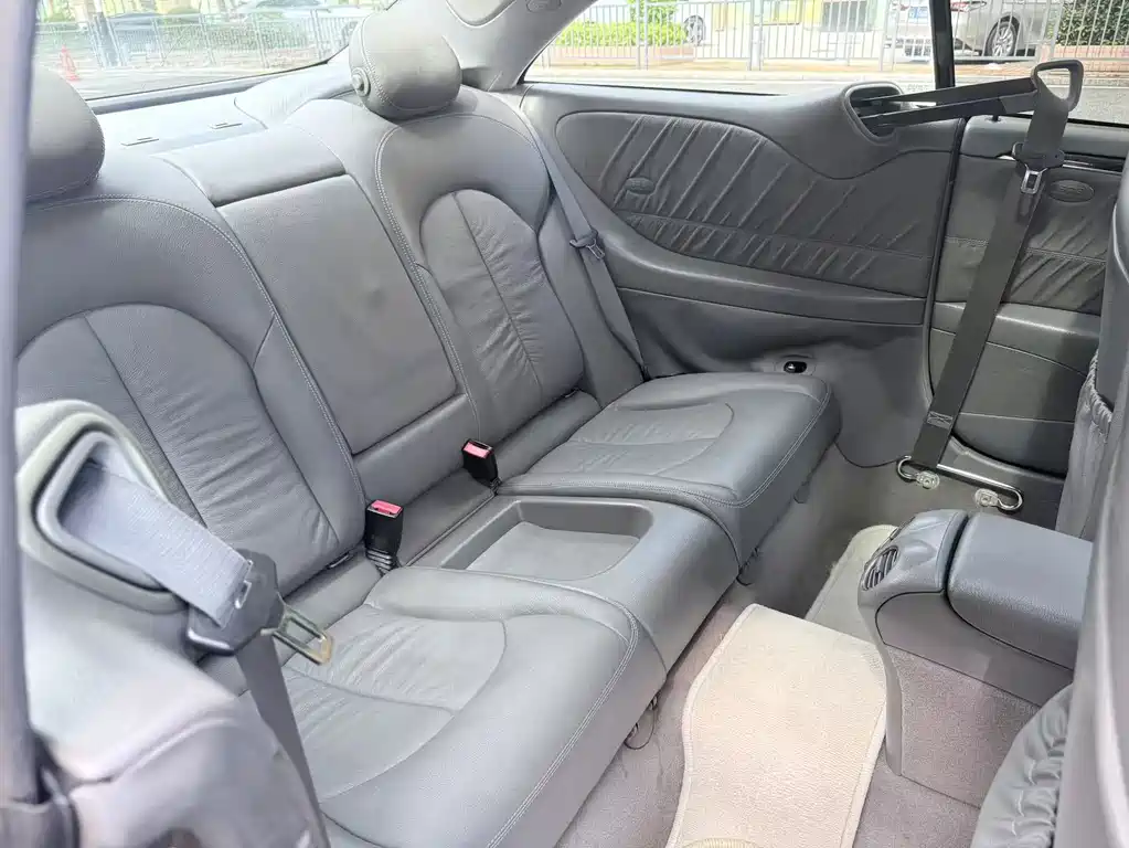 Mercedes-Benz CLK-Class — миниатюра 14