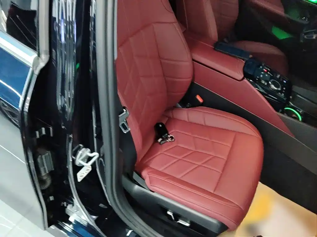 BMW i5 — миниатюра 4
