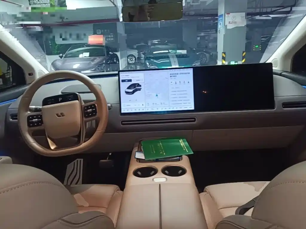 Li Auto Li i8 — миниатюра 10