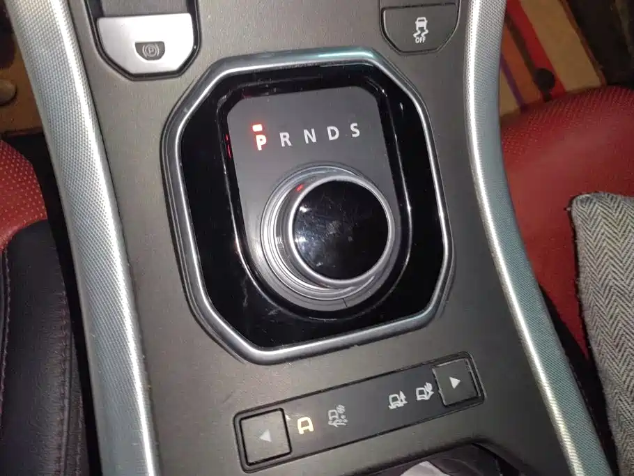Land Rover Evoque (Import) — миниатюра 16