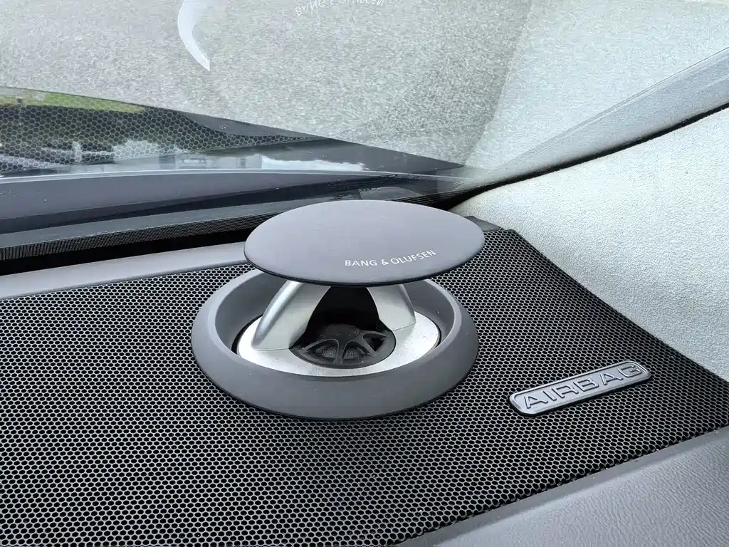 Audi A8 — миниатюра 11