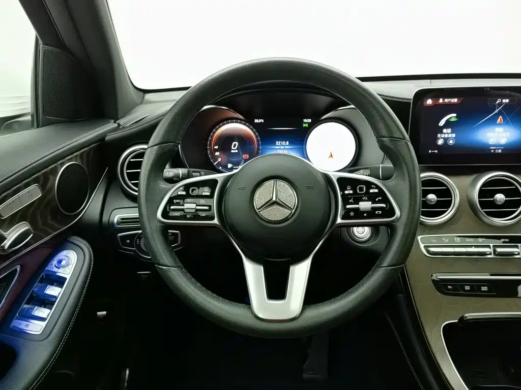 Mercedes-Benz GLC — миниатюра 11