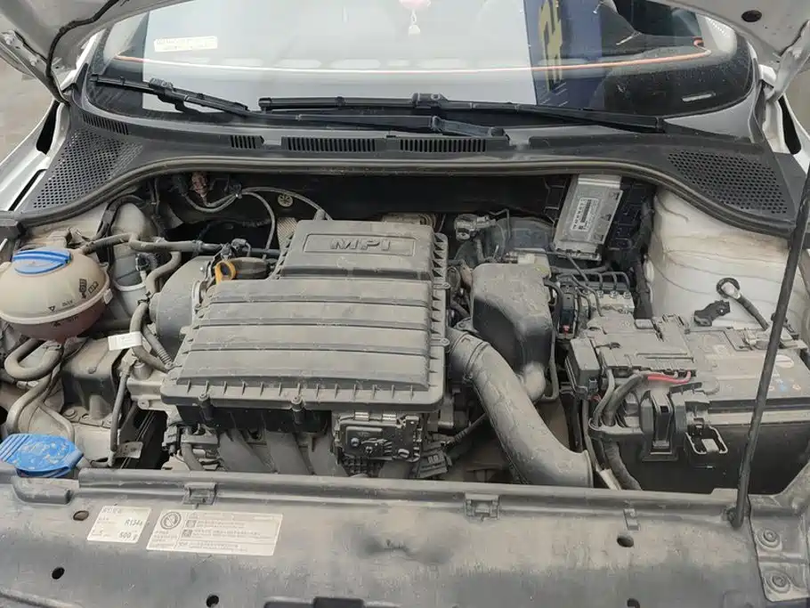 Volkswagen Santana — миниатюра 10