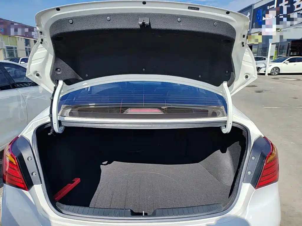 Hyundai Mistra — миниатюра 19
