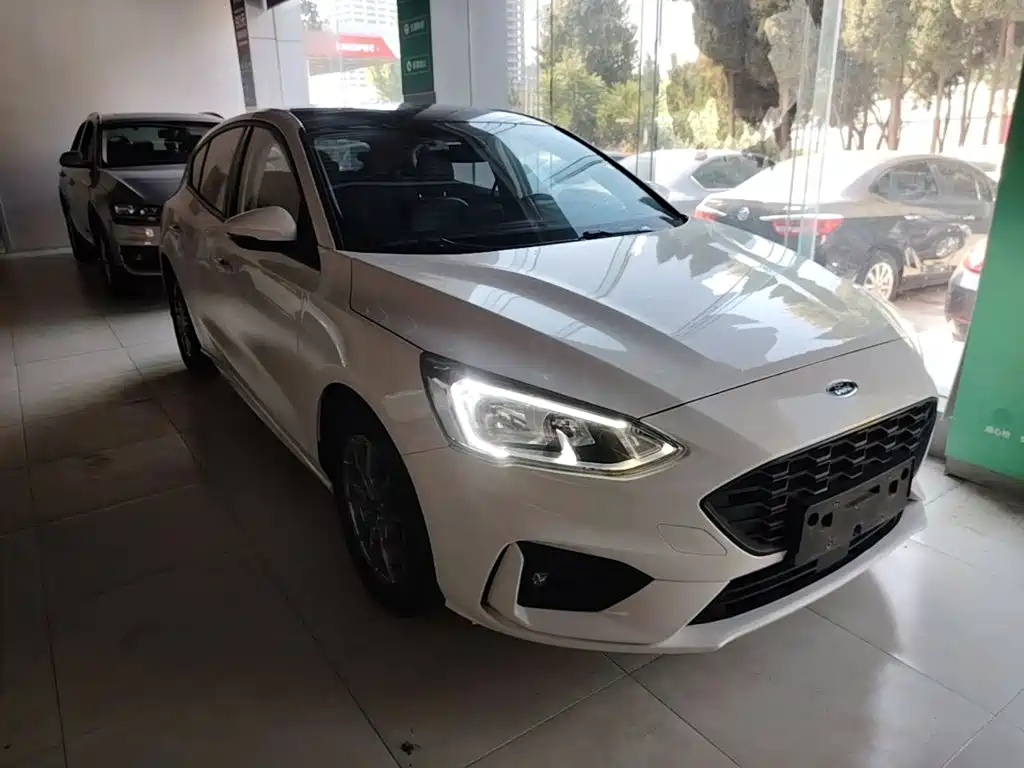 Ford Focus — миниатюра 4