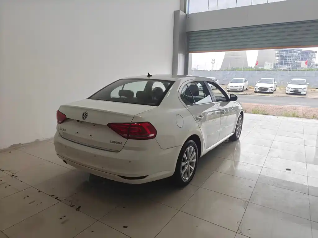 Volkswagen Lavida — миниатюра 15
