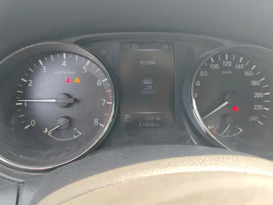 Nissan X-Trail — миниатюра 13