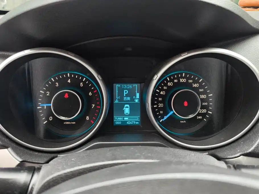 BAIC Senova X65 — миниатюра 14
