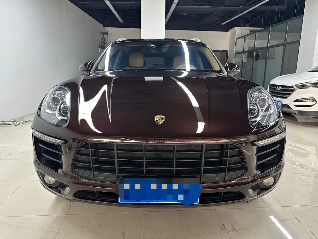 Porsche Macan 2014