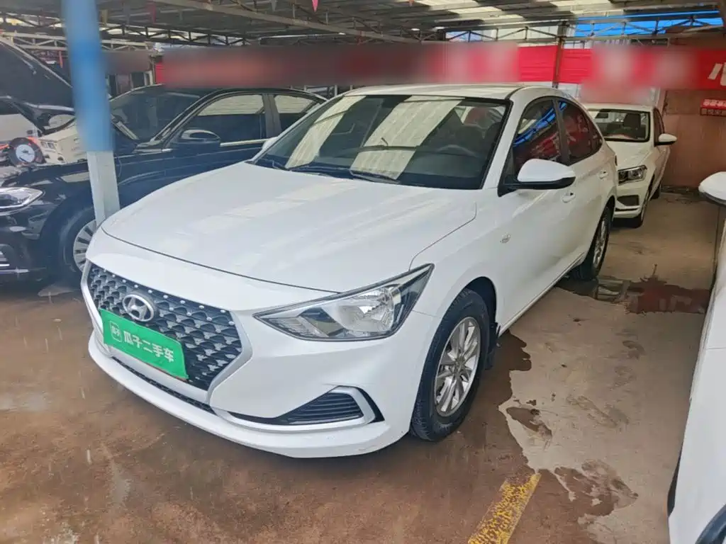 Hyundai Elantra — миниатюра 2