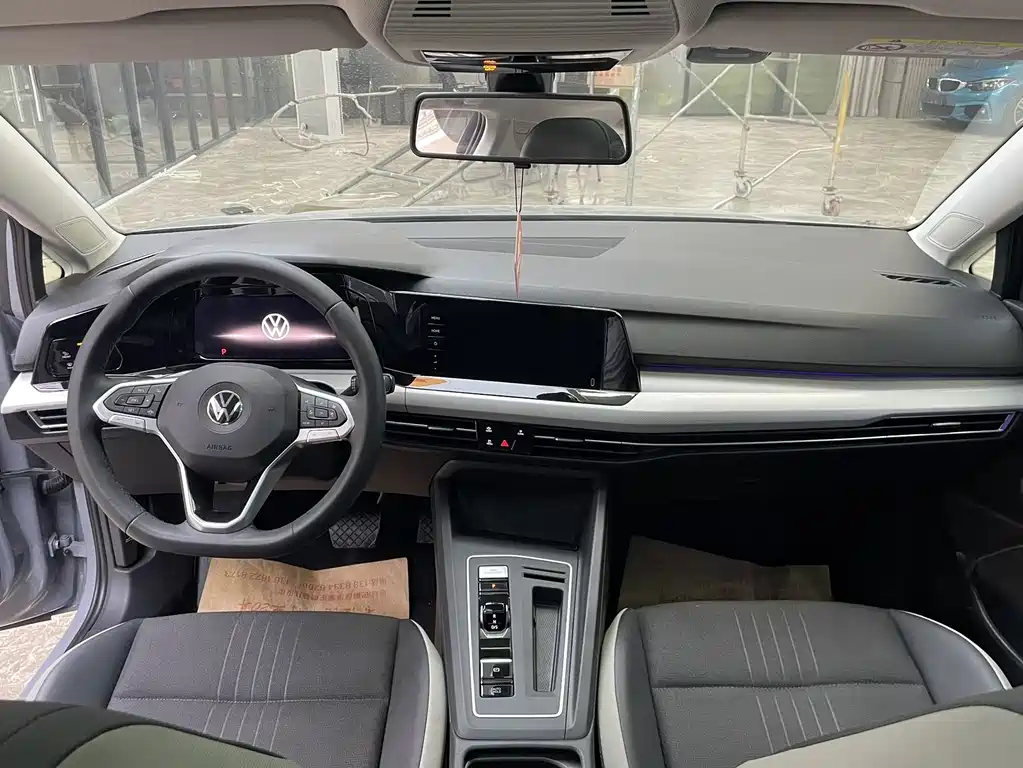 Volkswagen Golf — миниатюра 11