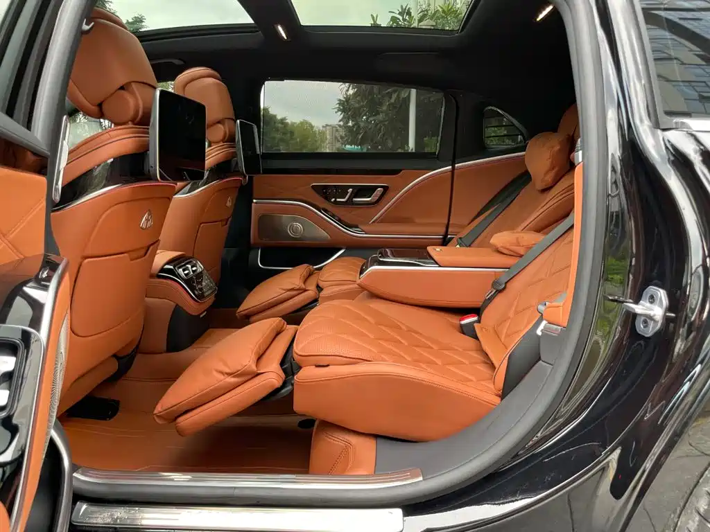 Mercedes-Benz S-Class — миниатюра 12
