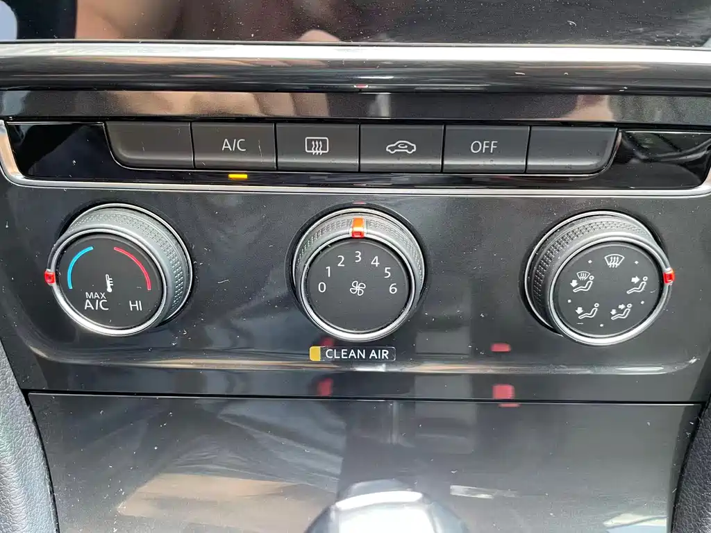 Volkswagen Golf — миниатюра 17