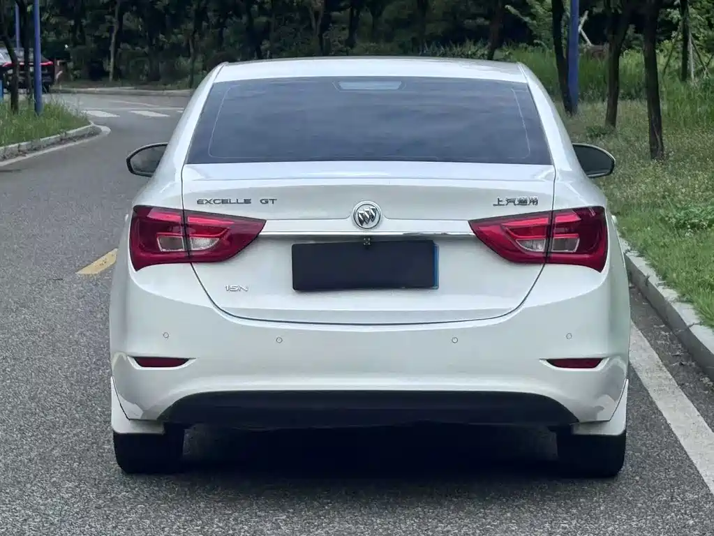 Buick Excelle — миниатюра 13