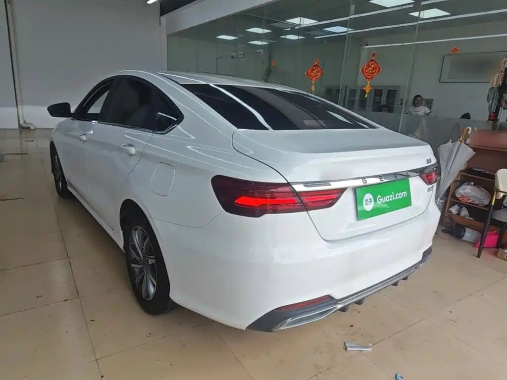 Geely Binrui — миниатюра 5