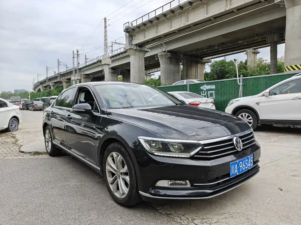 Volkswagen Magotan — миниатюра 3