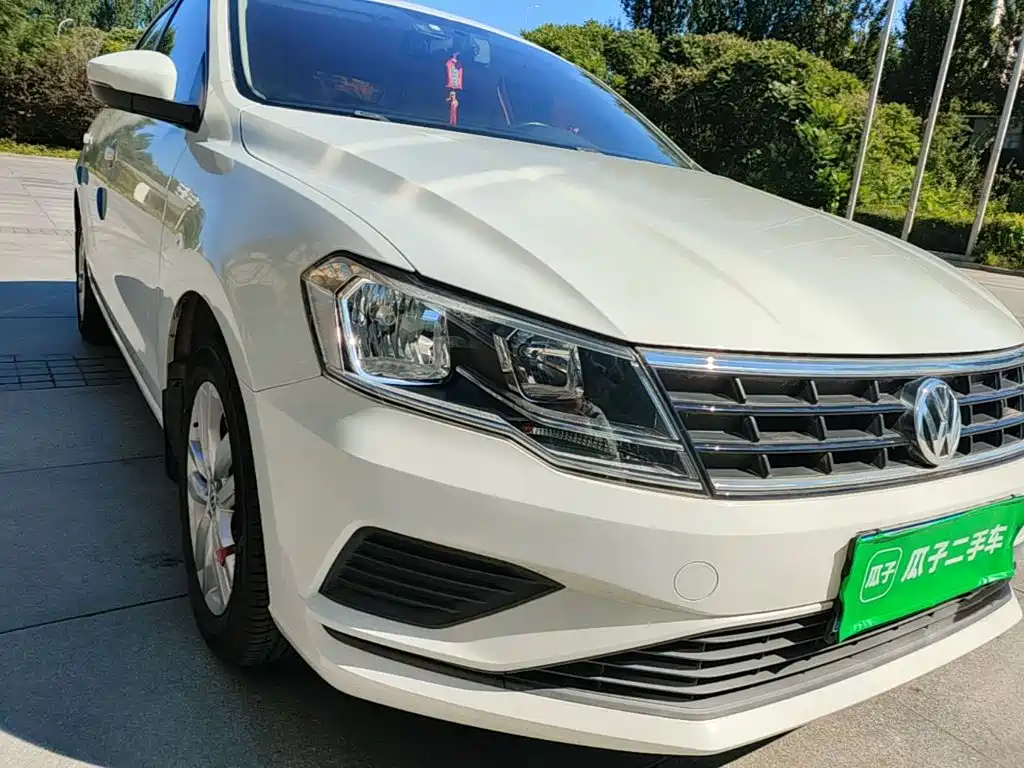 Volkswagen Jetta — миниатюра 8
