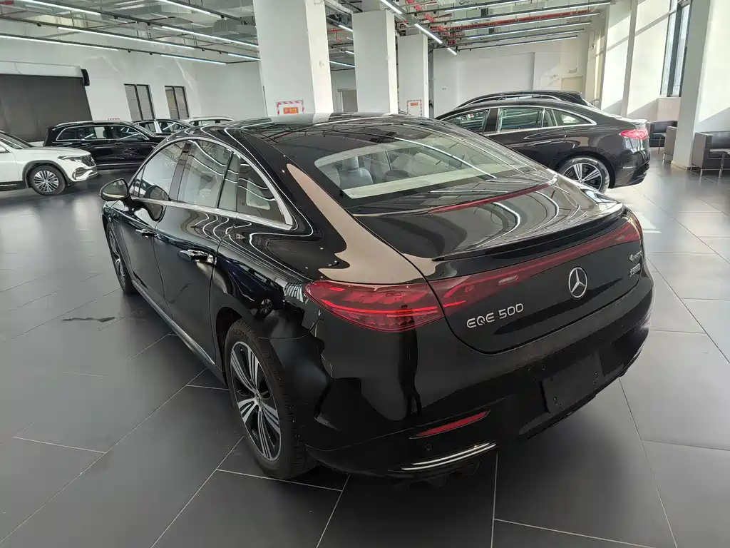 Mercedes-Benz EQE — миниатюра 4