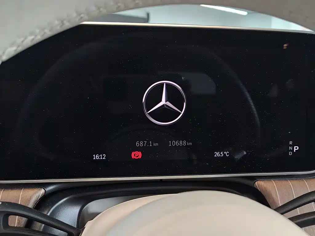 Mercedes-Benz EQE — миниатюра 9