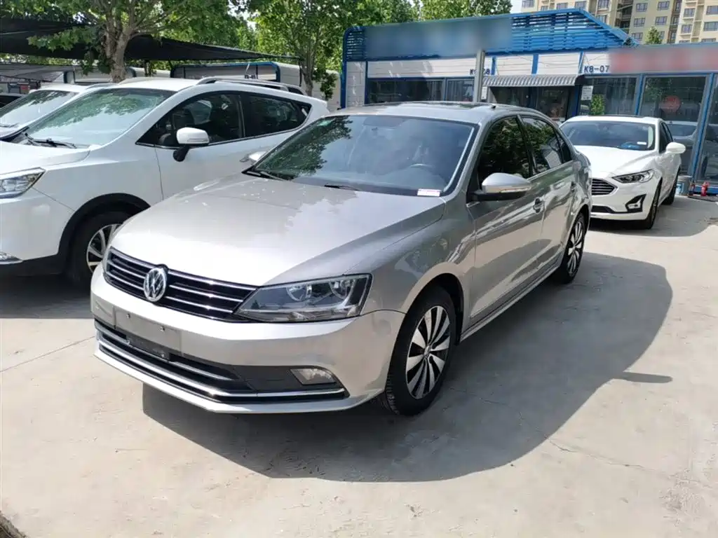 Volkswagen Sagitar 2017