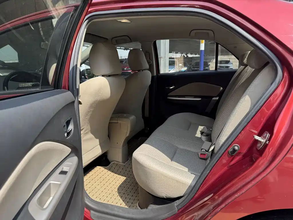 Toyota Vios — миниатюра 9