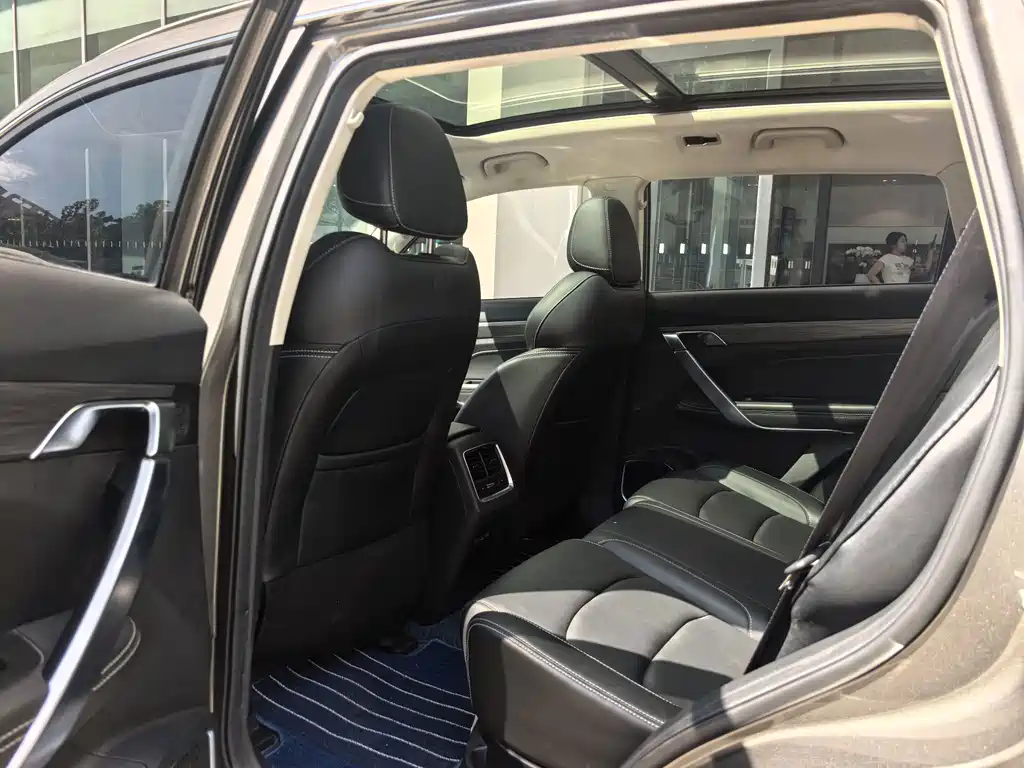 Geely Boyue — миниатюра 17