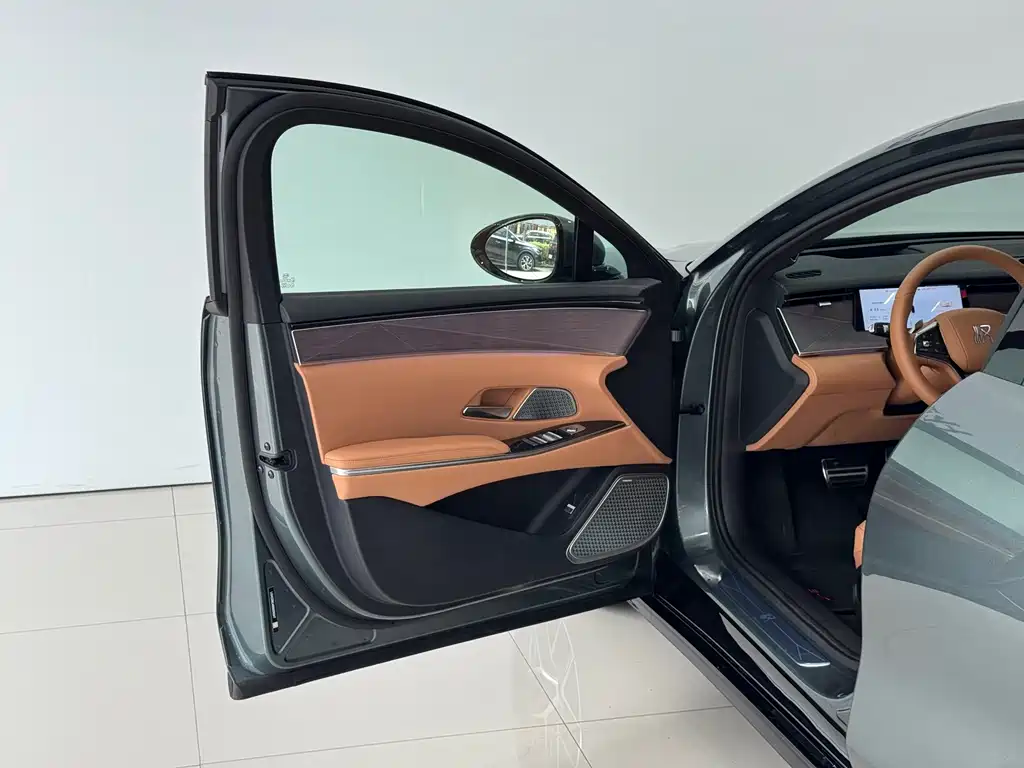 BYD Han L — миниатюра 14