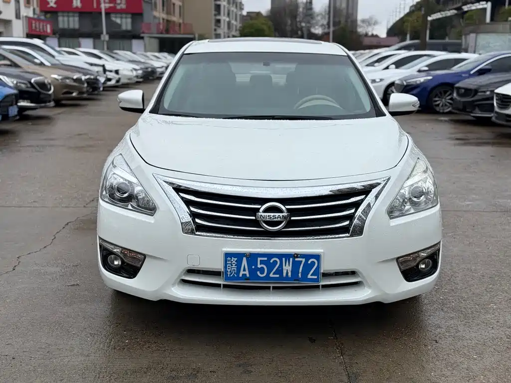 NISSAN TEANA