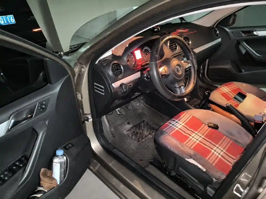 Volkswagen Jetta — миниатюра 13